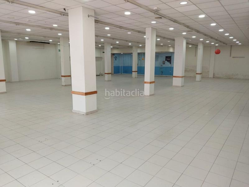 Foto cfe68d76-ccb2-4f76-9500-d278ddf52f13. Affitto locale commerciale in Catral