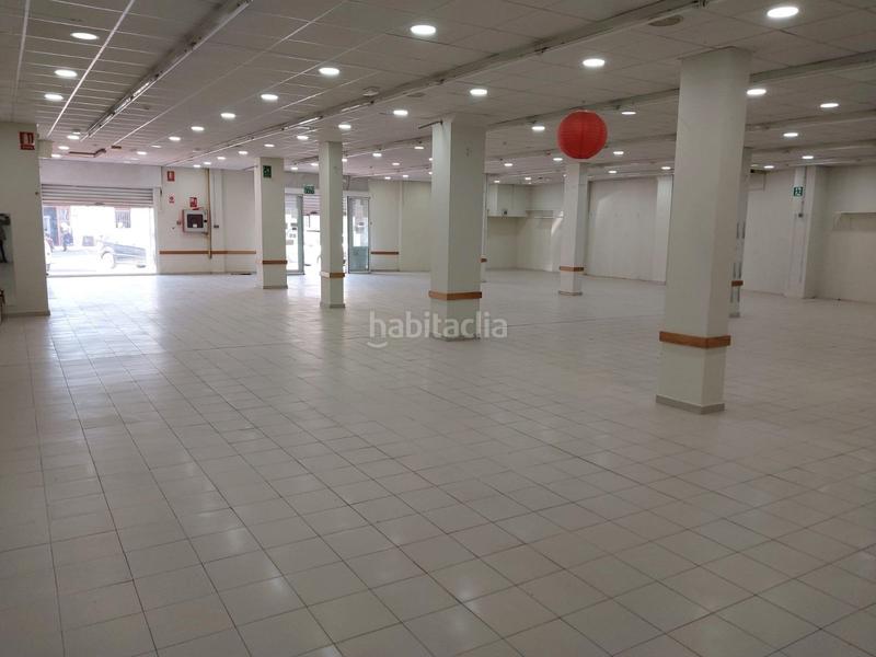 Foto 3232a418-c421-4c98-9922-0a45811d310f. Location local commercial dans Catral