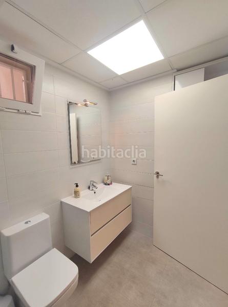 Foto b26d7793-a0e4-4ed1-9cb3-0c4e862fd7f3. Alquiler piso alquiler de temporada de invierno, no anual.nbspmagnãfica planta baja de 3 dormitorios, dos baãos completos con plato de ducha, am en Santa Pola