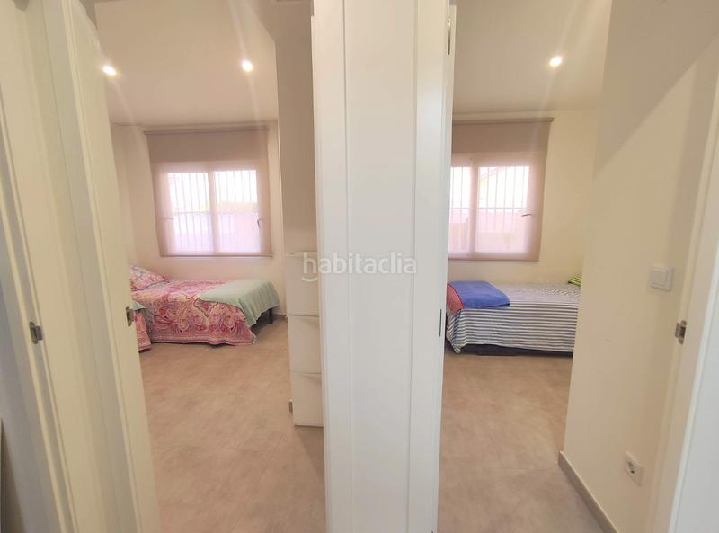 Foto c120eed5-a4b9-4c2a-9644-4933520bd267. Alquiler piso alquiler de temporada de invierno, no anual.nbspmagnãfica planta baja de 3 dormitorios, dos baãos completos con plato de ducha, am en Santa Pola