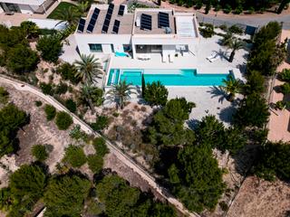 Casa a San Miguel de Salinas. Su serena villa mediterrã¡nea - las colinas golf & country club,
