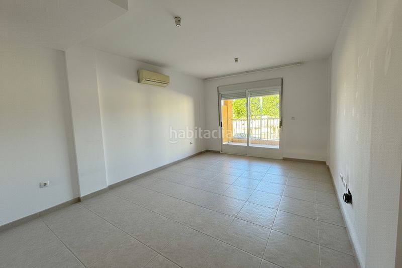 Foto ca1d7050-7cb3-458b-9206-cda7d13bea72. Casa adossada amb calefacció aparcament piscina a Rojales