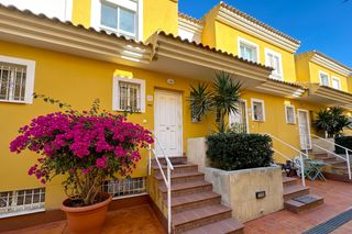 Casa adossada a Rojales