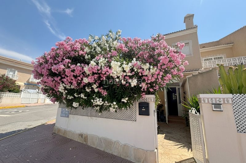 Foto d097ab69-6087-4a06-abd2-5fe41b34e81e. Casa amb calefacció aparcament piscina a Rojales