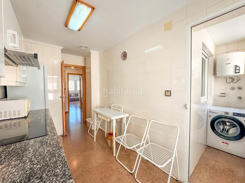 Foto 43e4493c-499d-4ecc-b9ce-a9aa5fe02eb3. Location appartement avec piscine dans Playa Levante Santa Pola