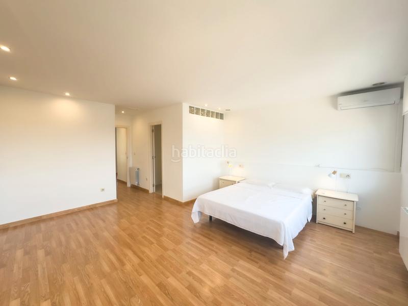 Foto 5c9ae8e6-951c-49bc-822a-7b3bba7d5eb1. Lloguer pis amb calefacció aparcament a Ciutat Universitària Elche / Elx