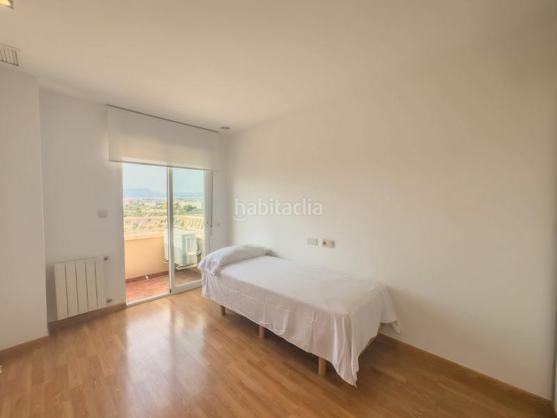 Foto abe439f2-8da5-4d5e-8e97-f8825fbcd86c. Location appartement avec chauffage parking dans Ciutat Universitària Elche / Elx