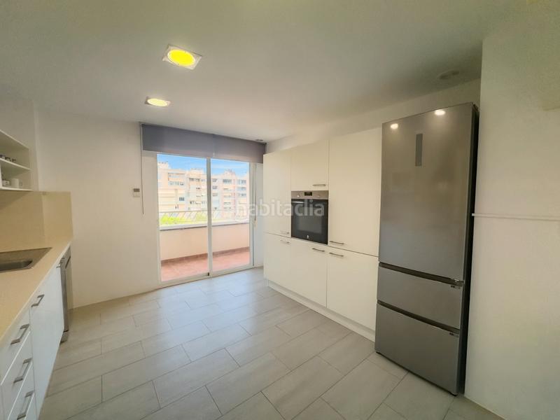 Foto f0fcd533-03ec-44f4-b648-aea77a2512fa. Location appartement avec chauffage parking dans Ciutat Universitària Elche / Elx