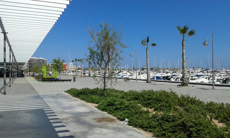 Foto 904804bc-cea3-4a07-a1eb-226b8f4125c6. Lloguer planta baixa amb calefacció piscina a Calas Santiago Bernabeu Santa Pola