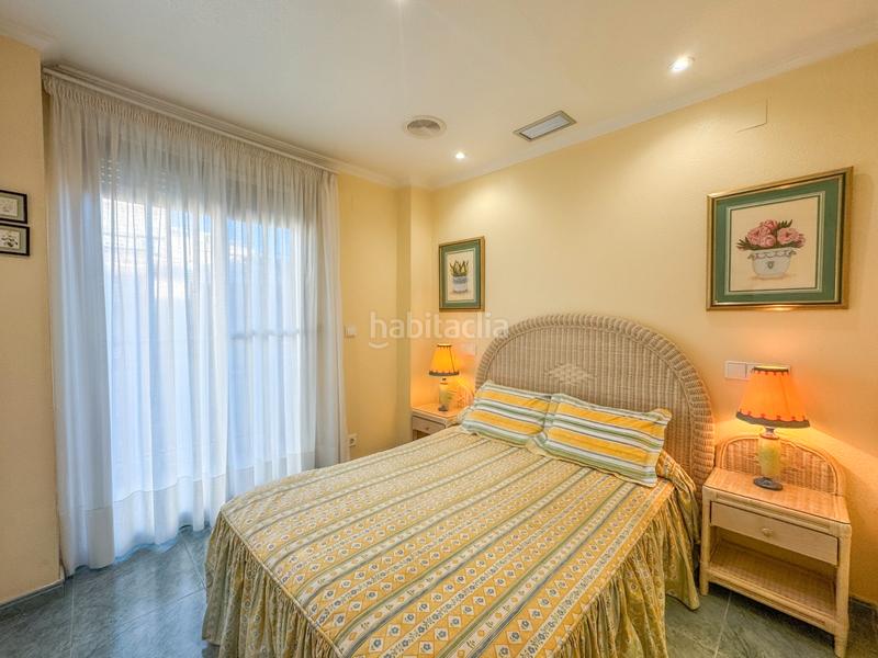 Foto 2107f272-3005-4f0c-84a0-13554b6e1ba6. Lloguer apartament amb aparcament a Playa Levante Santa Pola