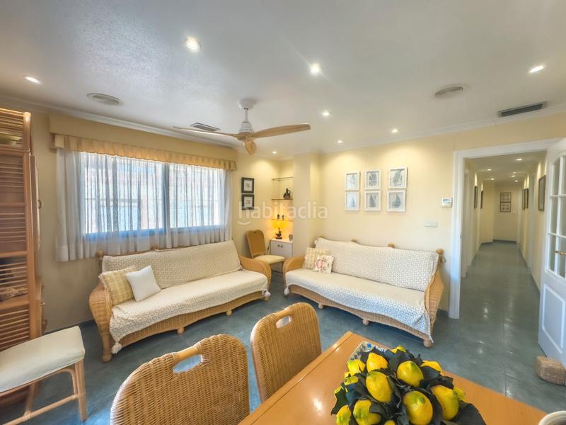 Foto 4171619d-b7b9-4abd-ac38-3303111081ef. Lloguer apartament amb aparcament a Playa Levante Santa Pola