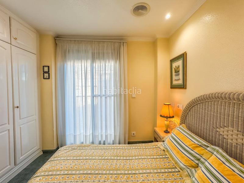 Foto 86b9948e-a5db-4adf-9a12-2cb76bd76a45. Lloguer apartament amb aparcament a Playa Levante Santa Pola