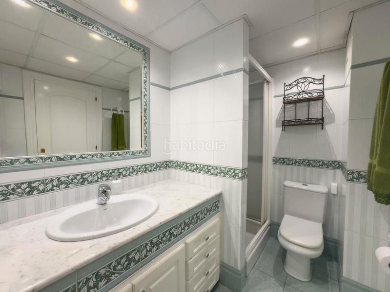 Foto 8c2e9243-9e58-41d2-94c7-56c96a830f6d. Lloguer apartament amb aparcament a Playa Levante Santa Pola