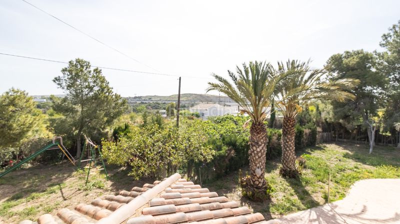 Foto 59f7a976-65cf-4bd3-af74-e27518069701. Casa amb calefacció piscina a Jubalcoi Elche / Elx