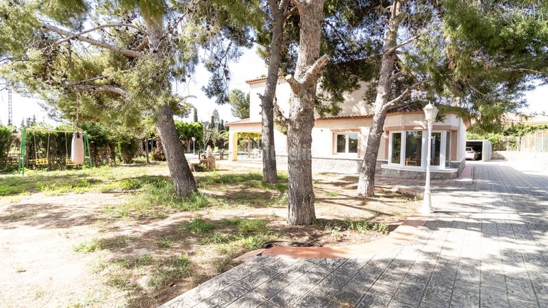 Foto f8e1a5b7-f223-4005-9db8-79b71c426b62. Casa amb calefacció piscina a Jubalcoi Elche / Elx