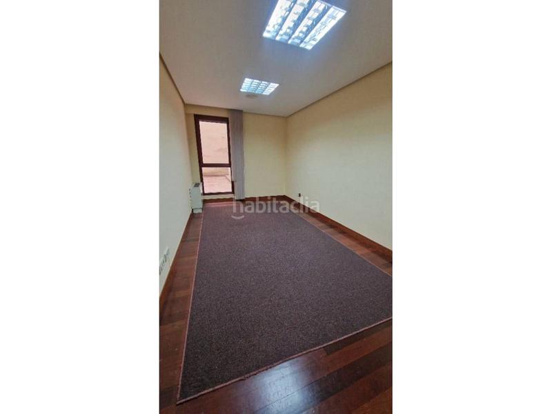 Foto 6e1e2df8-5eea-48f0-9e53-e99b9497aedb. Rent office space in Gran Via Logroño