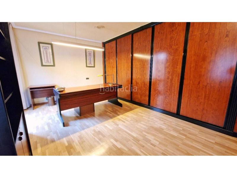 Foto 08bfce50-51d1-4423-a395-23d77b1d9b59. Rent office space with heating in Casco Antiguo Logroño