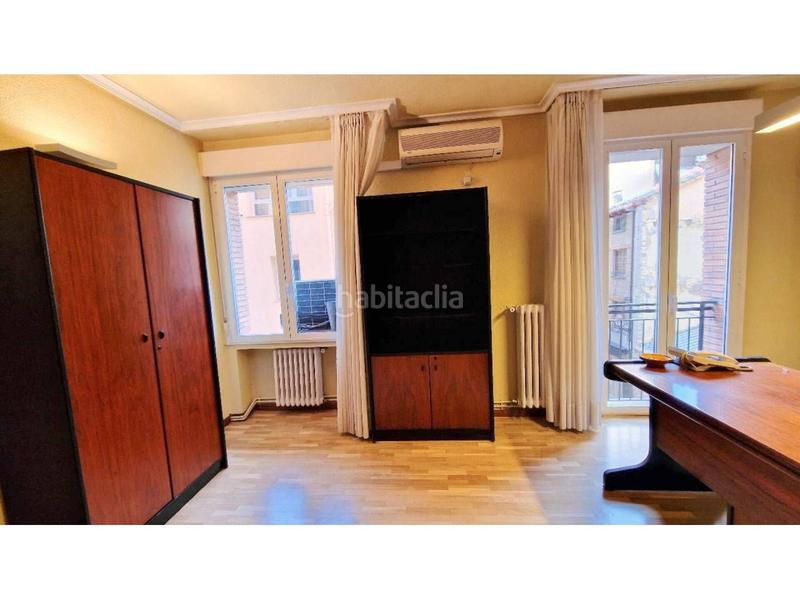 Foto 36d81382-a170-4ea9-93eb-691c8c24ae05. Rent office space with heating in Casco Antiguo Logroño