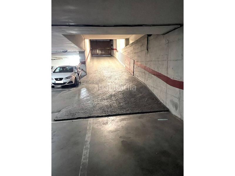 Foto e8e817b3-c7a6-47b0-9af5-90ea2e8071f6. Rent car parking in San Adrián Logroño