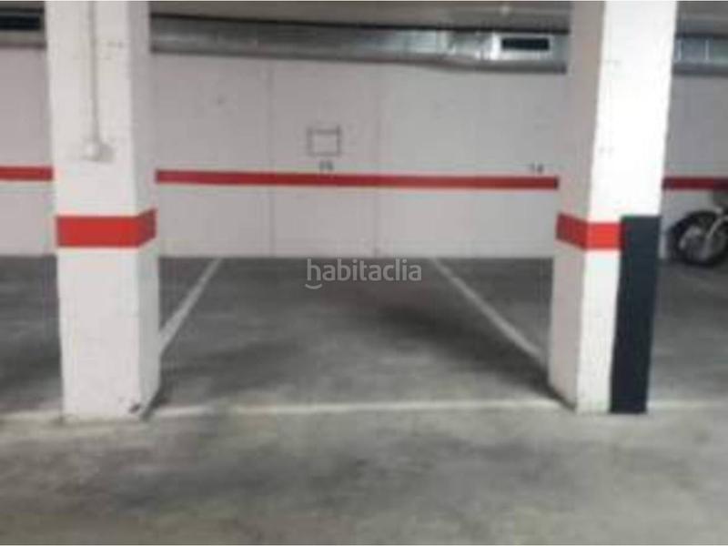 Foto 415f541e-5b0f-43a0-acad-627146716c4f. Affitto posto auto in Los Lirios Logroño