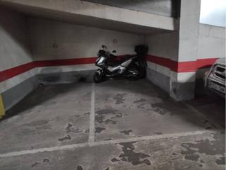 Aparcament cotxe  Duques de nájera. Garaje cerca del centro de logroño