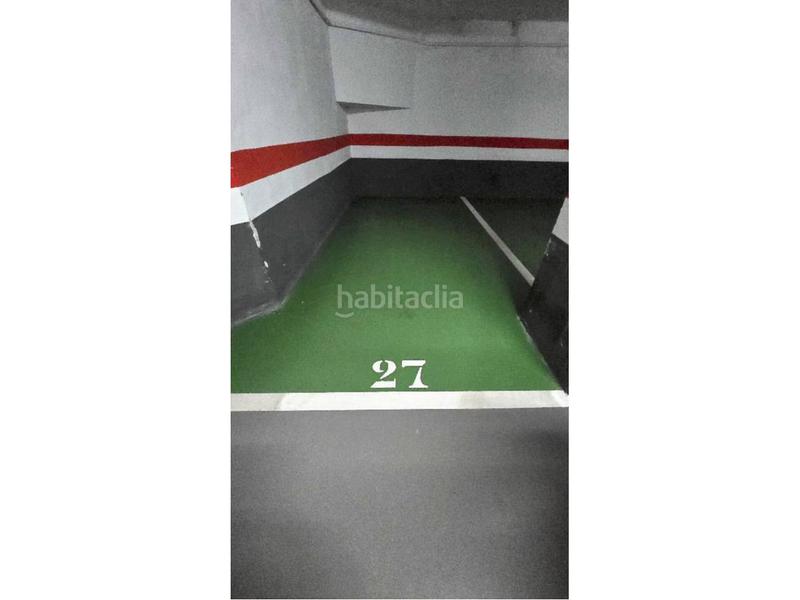 Foto 9b7af466-351e-48fe-bc00-fcea0ef1d480. Parking coche plaza de garaje en venta mugica en Gran Via Logroño