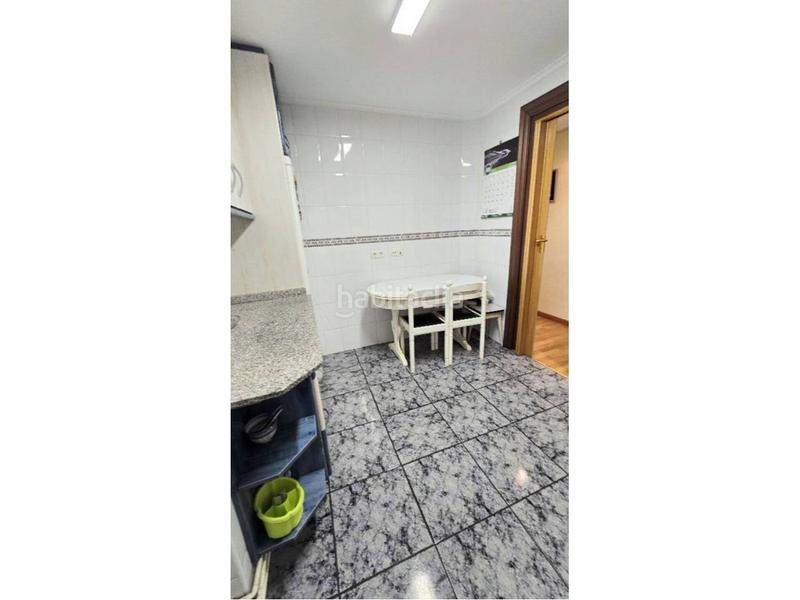 Foto 3c4db4eb-bbba-40a9-8cd7-6ca0bfce515d. Piso  con encanto al lado de vara de rey exterior ascensor y calf ind gas en Logroño