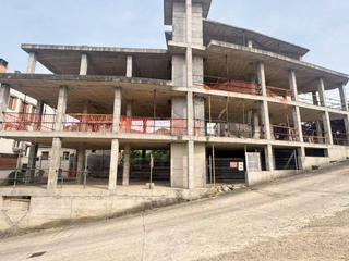 Edifici  Barga. Estructura de edifico en viguera