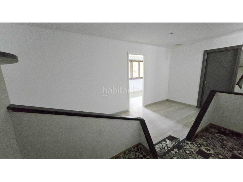 Foto bd076cee-832f-43ad-8115-13d70f172266. Alquiler oficina  en alquiler en parque del carmen en Logroño