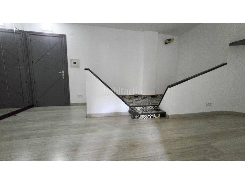 Foto 363757b2-a8fe-4890-9afb-789a73df0cd5. Lloguer oficina a Gran Via Logroño