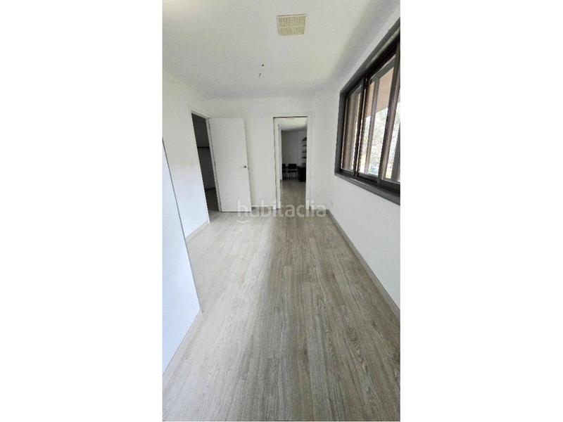 Foto dfdd17b7-acbf-4f23-b78e-11a4b888ab14. Miete büro in Gran Via Logroño