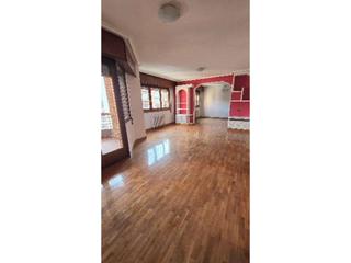 Flat en Oeste. Vivienda exterior,ascensor, trastero y garaje de 4 dormitorios g