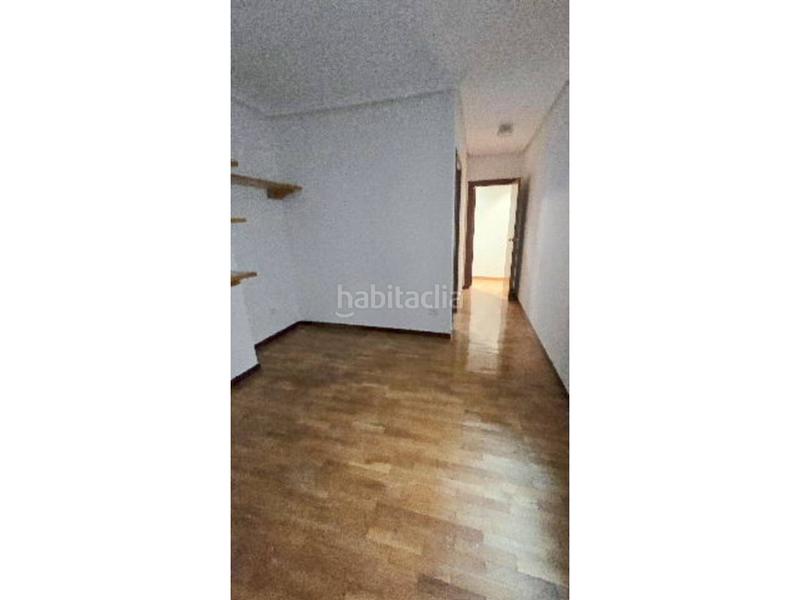 Foto 21f0aae1-680d-460e-a8e7-9412e91f4d5d. Appartement avec chauffage parking dans Oeste Logroño