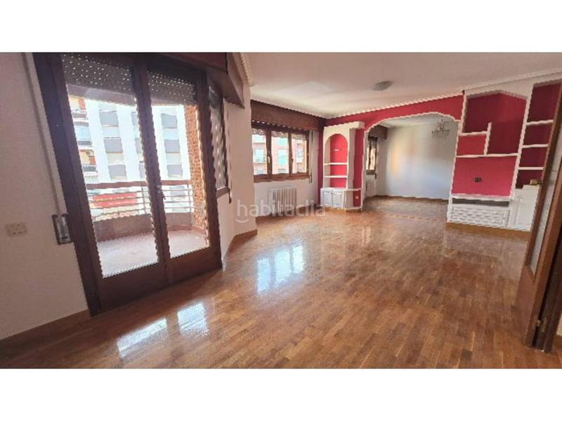 Foto 325dd5e1-aca6-4d1e-b43a-92f2077d2646. Appartement avec chauffage parking dans Oeste Logroño