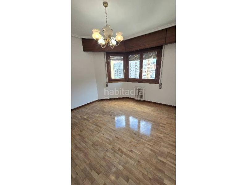 Foto 39058c0e-eed3-41a6-84bb-0e70d64b96f4. Appartement avec chauffage parking dans Oeste Logroño