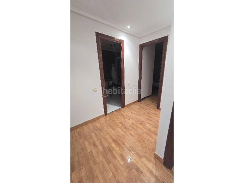 Foto 45824639-3178-45d2-94af-547637adc039. Appartement avec chauffage parking dans Oeste Logroño
