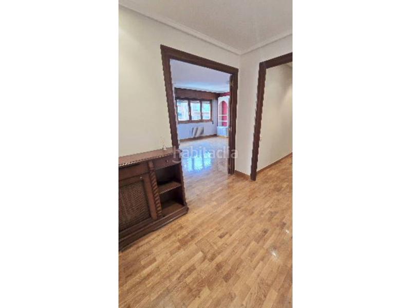 Foto e94ffcc1-049f-4e20-b17f-91fc746755ca. Appartement avec chauffage parking dans Oeste Logroño