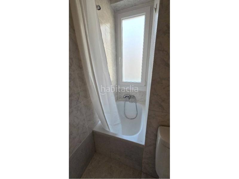 Foto e6577cfa-550a-4245-819c-f0bc6094fb66. Rent flat with heating in Residencia Logroño