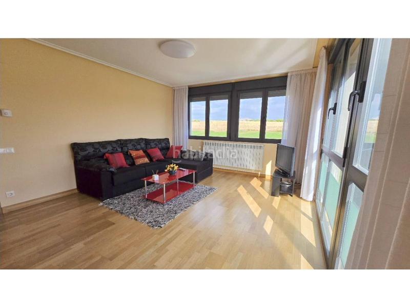 Foto d00702e0-fb64-4588-b27d-cdf4930196f7. Miete etagenwohnung mit heizung pool in Portillejo - Valdegastea Logroño