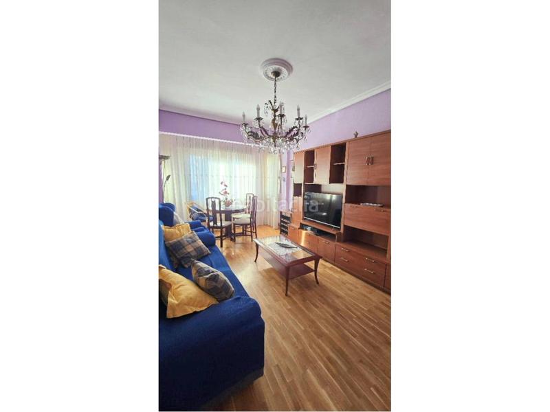 Foto 8e8c014c-b40f-4d64-af76-e60796b657db. Etagenwohnung mit heizung in Residencia Logroño