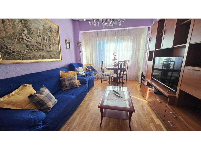 Foto 983a16b0-c6e2-4728-983e-184804bfcc8c. Etagenwohnung mit heizung in Residencia Logroño