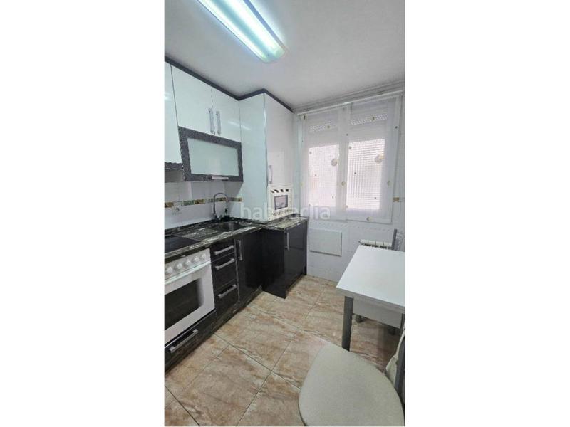 Foto b6b8f88d-68a4-4271-b111-0eba8dc8aba2. Etagenwohnung mit heizung in Residencia Logroño