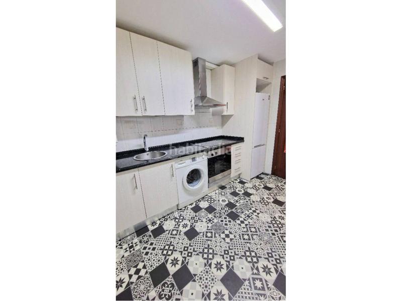 Foto 1ca065b9-5520-4b95-aab9-cecf1d7570c2. Miete appartement mit heizung in Oeste Logroño