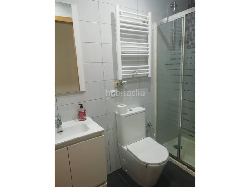 Foto 5ff48623-f5a4-416d-8f0c-21ae235f4a51. Flat with heating in Residencia Logroño