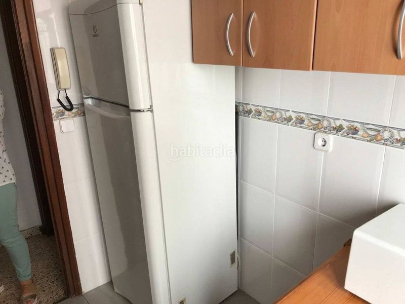 Foto 8cbe33d3-022b-4137-a1d2-81eaa21c19ff. Apartament amb calefacció a San Millán - Ayuntamiento Logroño