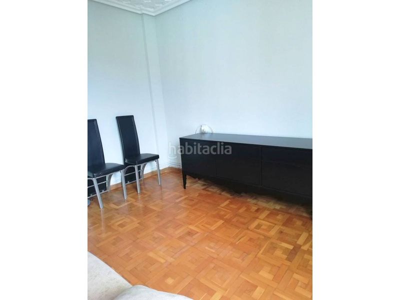 Foto b23e899a-e810-42c3-9401-ba5c8f96bf76. Rent flat with heating in Juzgados Logroño