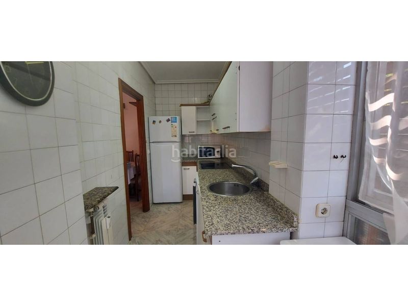 Foto 6bbcd22e-58a3-45aa-aa39-0557b2defdb4. Flat with heating parking in Residencia Logroño