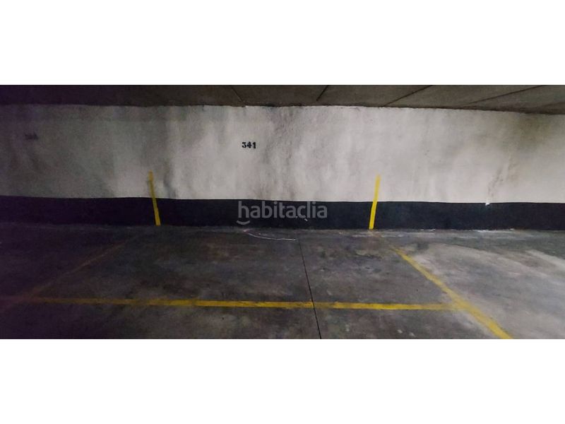 Foto 8330115b-ca73-4226-a962-3d76596763e4. Flat with heating parking in Residencia Logroño