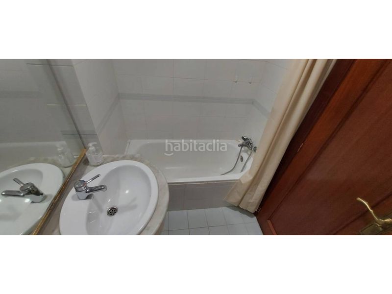 Foto f7cd1326-ba0c-4ea6-b46c-7af99f204ed2. Flat with heating parking in Residencia Logroño