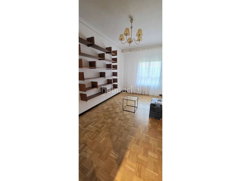 Foto 1742b069-9ee4-4827-81af-421fa52aa5fd. Rent flat with heating parking pool in Juzgados Logroño